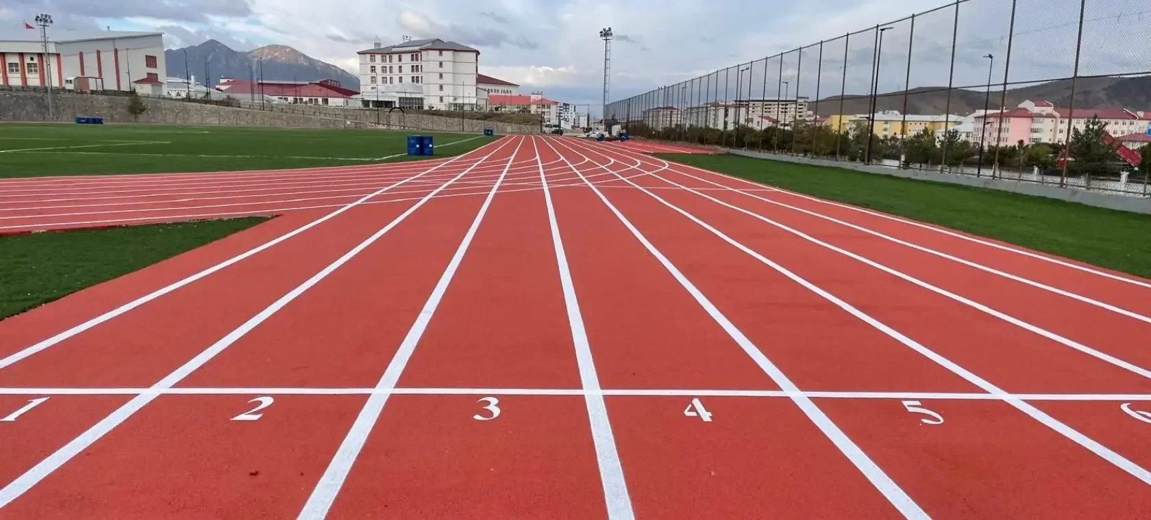 Spor Zeminleri, Epoksi ve Kauçuk Kaplamada Profesyonel Çözümler